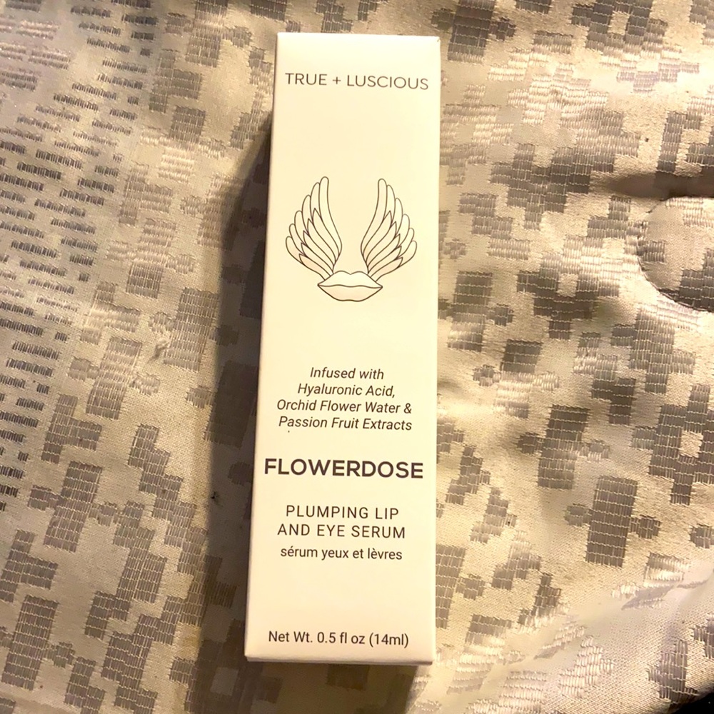 True + Luscious Plumbing Lip and Eye Serum